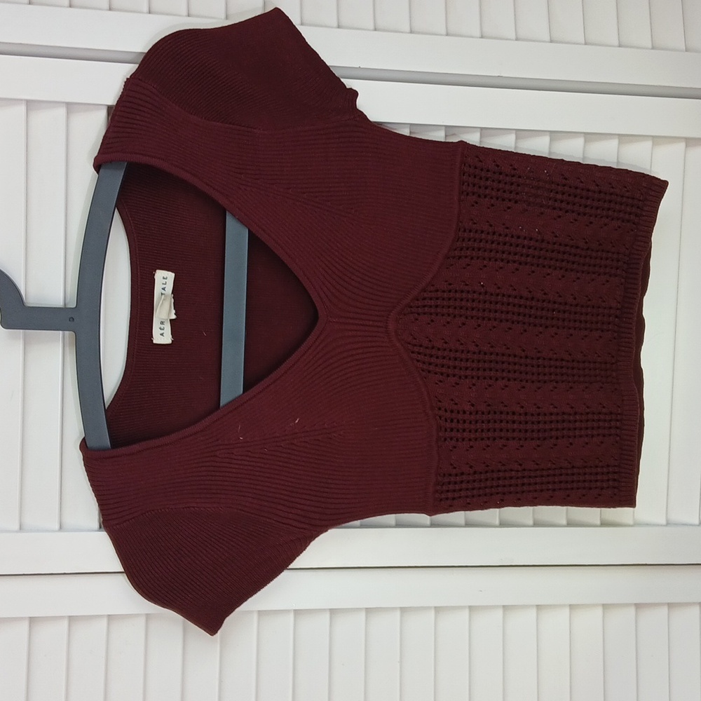 Aeropostale deep red knitted crop top